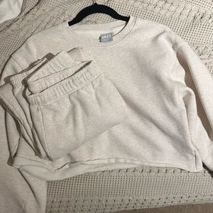 Aritzia TNA sweat set